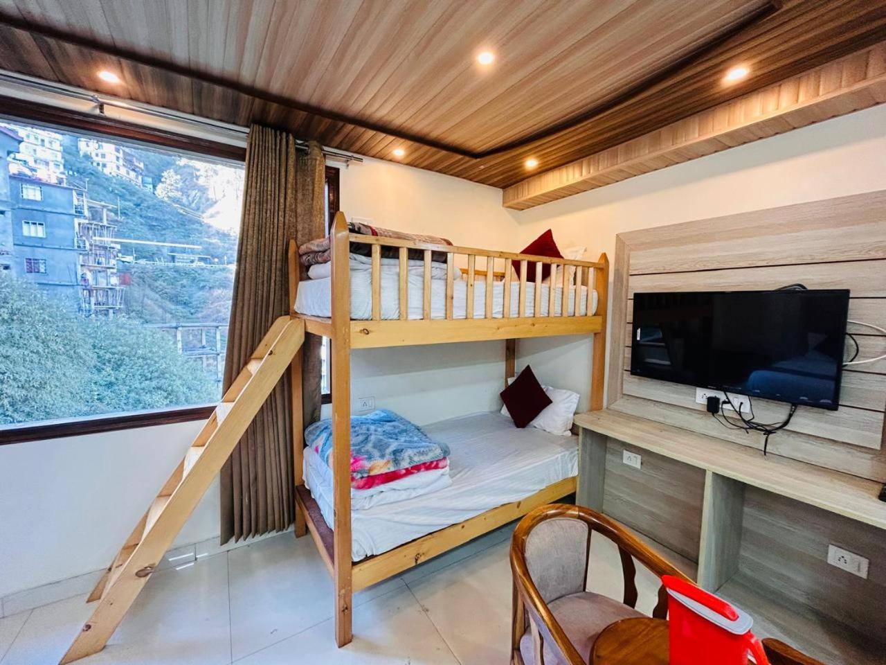 Yog Maya Regency B&B Shimla Exterior foto